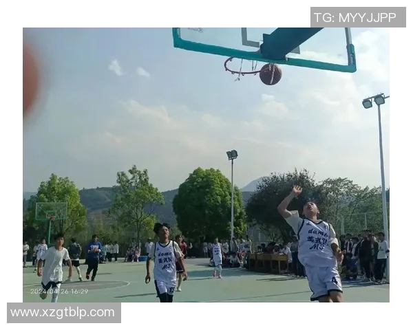 我热爱篮球带给我的快乐与成长体验 我热爱篮球带给我的快乐与成长体验